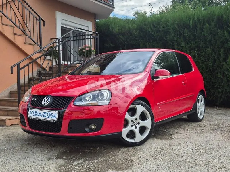 Volkswagen Golf 5 — polovni automobil