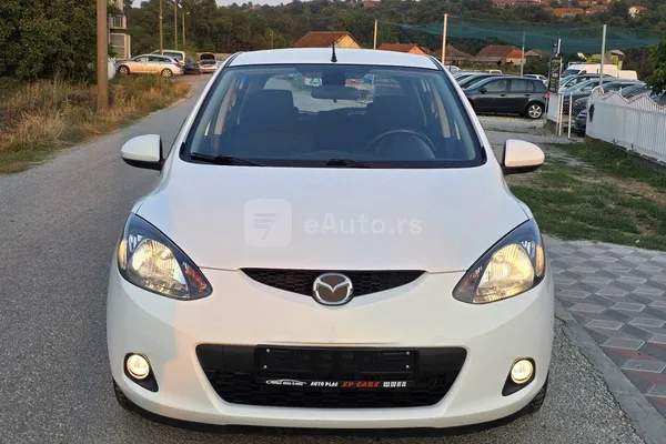 Mazda 2 — polovni automobil