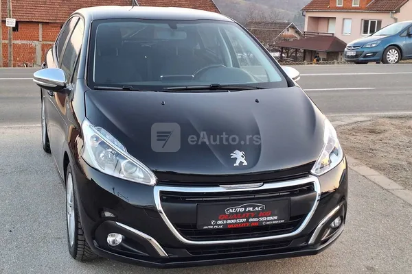 Peugeot 208 — polovni automobil