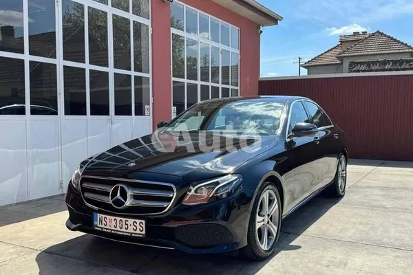Mercedes Benz E 220 — polovni automobil