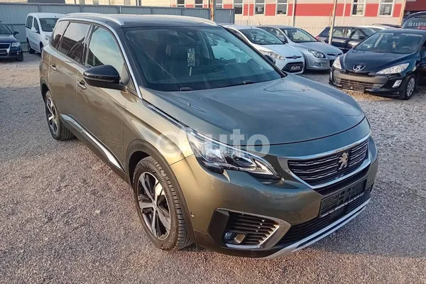 Peugeot 5008 — polovni automobil