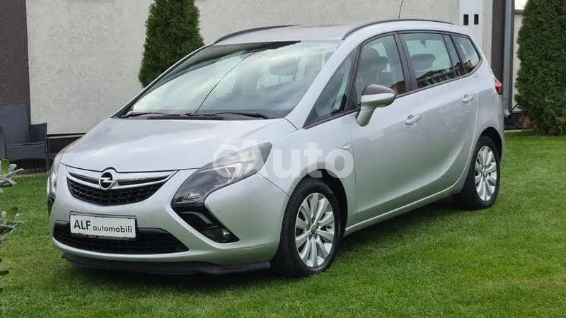 Opel Zafira — polovni automobil