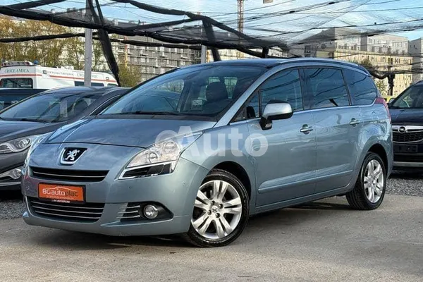 Peugeot 5008 — polovni automobil
