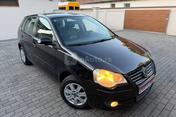 Volkswagen Polo — polovni automobil