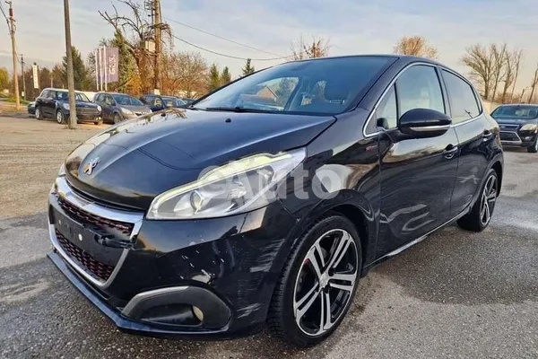 Peugeot 208 — polovni automobil