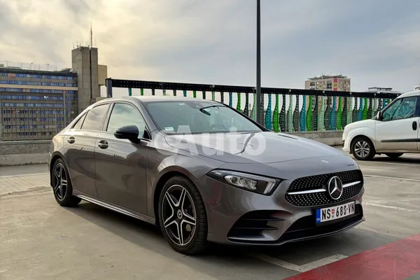 Mercedes Benz A 180 — polovni automobil