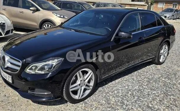 Mercedes Benz E 200 — polovni automobil