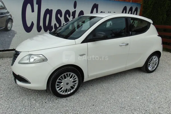 Lancia Ypsilon — polovni automobil