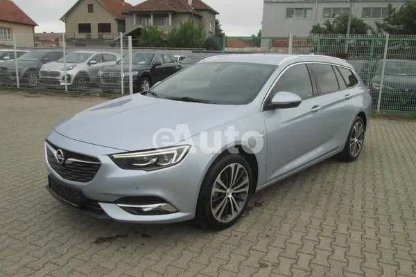 Opel Insignia — polovni automobil