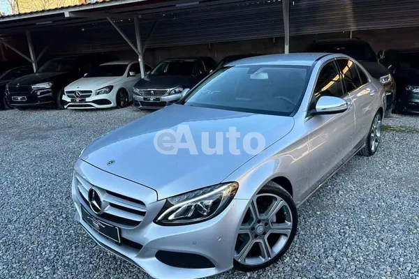 Mercedes Benz C 180 — polovni automobil