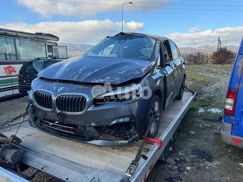 BMW 216 — polovni automobil