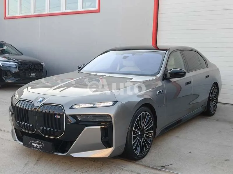 BMW 760 — polovni automobil