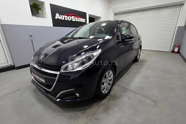 Peugeot 208 — polovni automobil