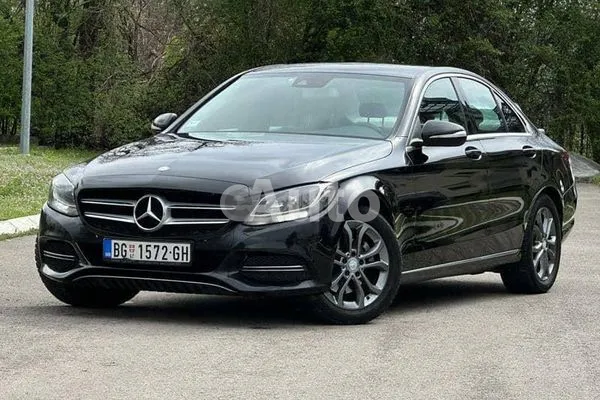 Mercedes Benz C 220 — polovni automobil