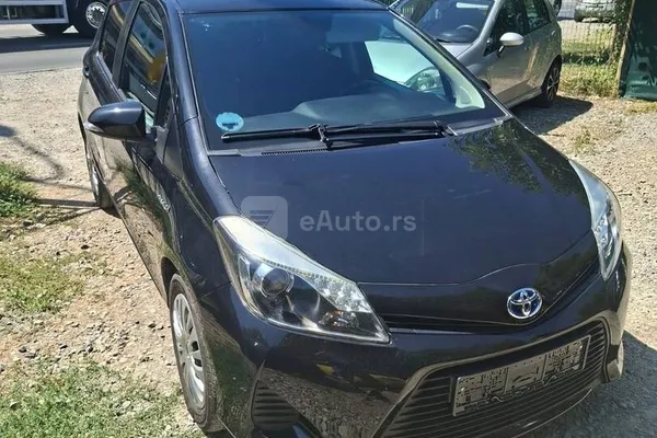 Toyota Yaris — polovni automobil