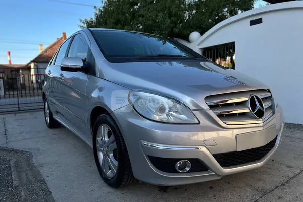 Mercedes Benz B 200 — polovni automobil