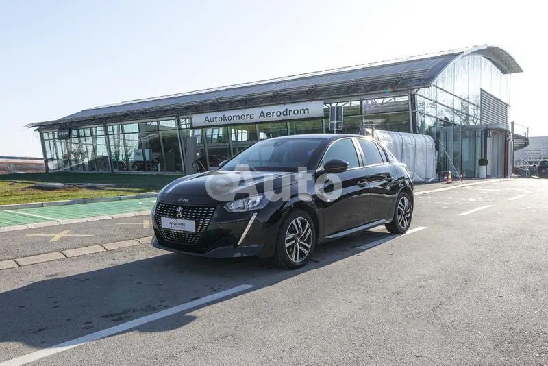 Peugeot 208 — polovni automobil