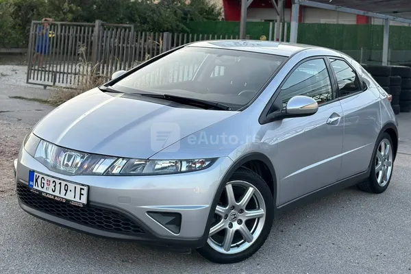 Honda Civic — polovni automobil