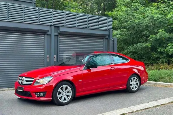 Mercedes Benz C 220 — polovni automobil