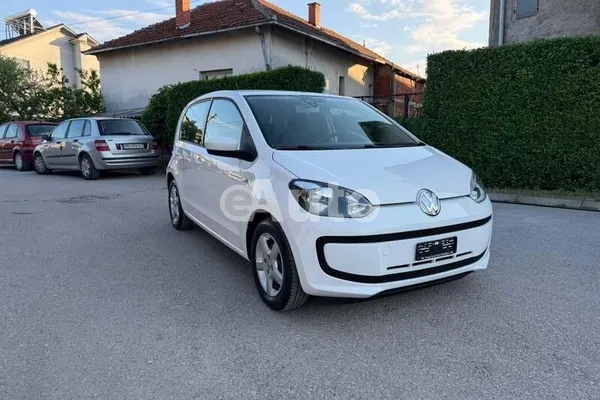 Volkswagen up! — polovni automobil
