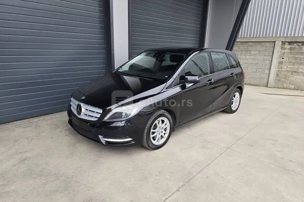 Mercedes Benz B 200 — polovni automobil