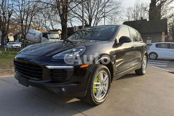 Porsche Cayenne — polovni automobil