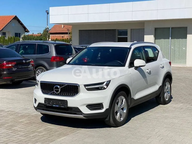 Volvo XC40 — polovni automobil