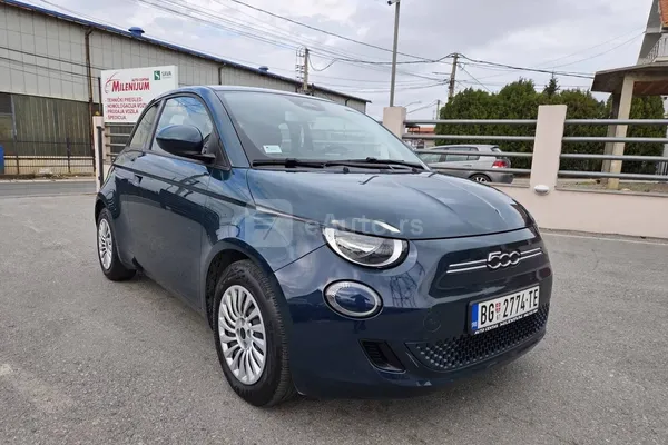 Fiat 500e — polovni automobil
