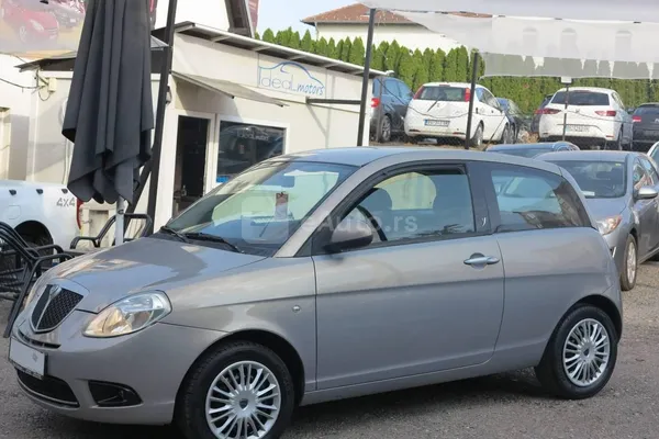 Lancia Ypsilon — polovni automobil