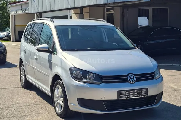 Volkswagen Touran — polovni automobil