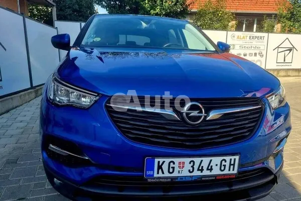 Opel Grandland X — polovni automobil