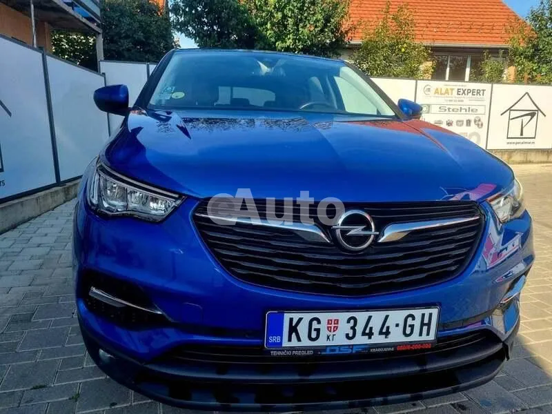 Opel Grandland X — polovni automobil
