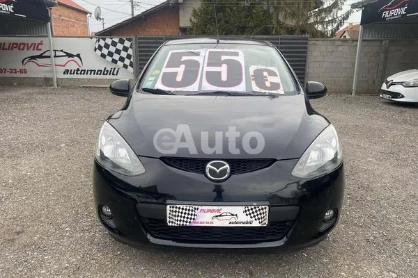 Mazda 2 — polovni automobil