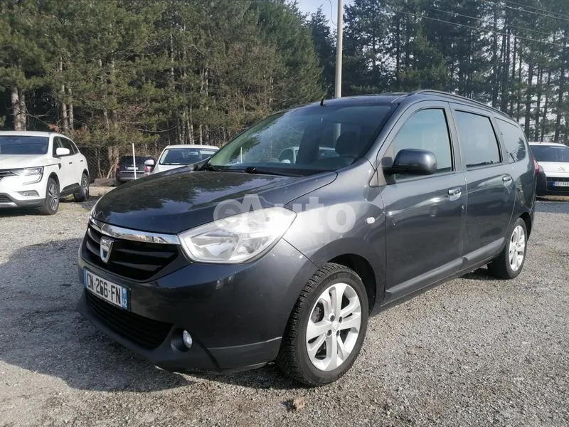 Dacia Lodgy — polovni automobil