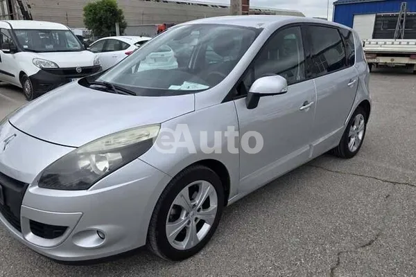 Renault Scenic — polovni automobil