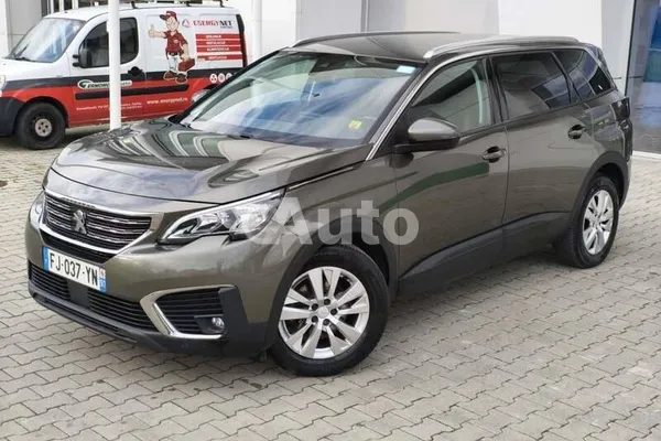 Peugeot 5008 — polovni automobil
