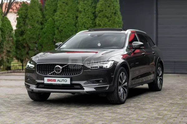 Volvo V90 Cross Country — polovni automobil