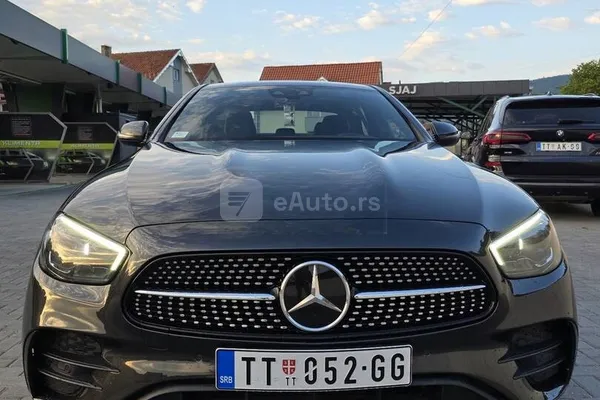 Mercedes Benz E 220 — polovni automobil