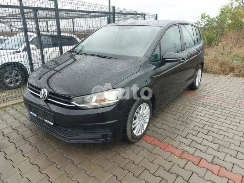Volkswagen Touran — polovni automobil