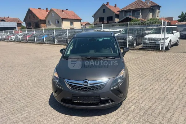 Opel Zafira — polovni automobil