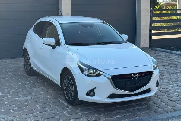 Mazda 2 — polovni automobil
