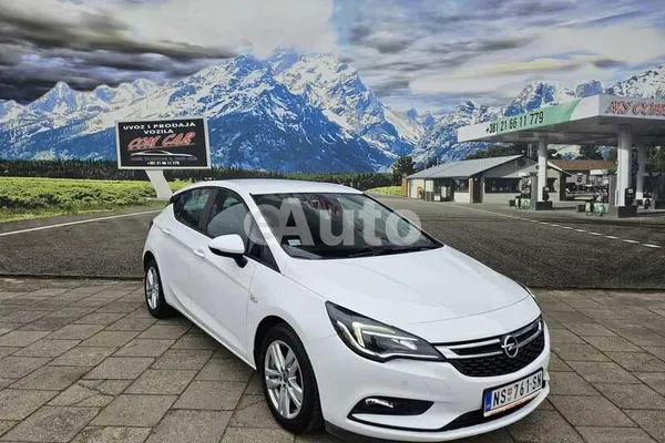 Opel Astra K — polovni automobil