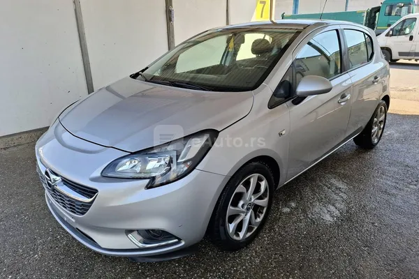 Opel Corsa E — polovni automobil