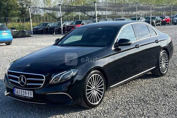 Mercedes Benz E 220 — polovni automobil