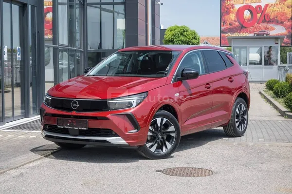 Opel Grandland X — polovni automobil
