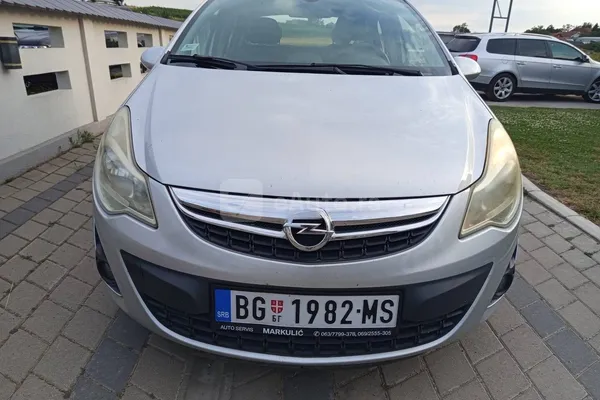 Opel Corsa D — polovni automobil