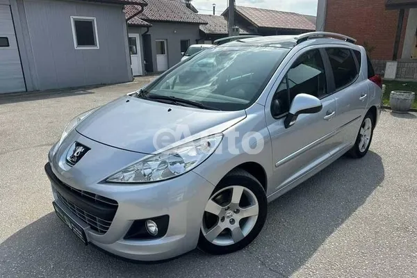 Peugeot 207 — polovni automobil