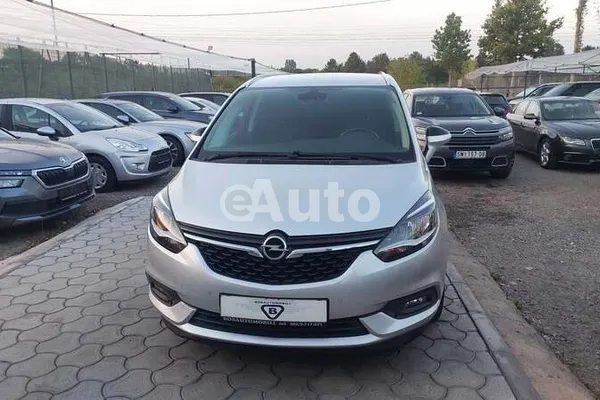 Opel Zafira — polovni automobil