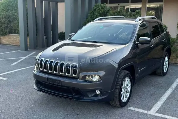 Jeep Cherokee — polovni automobil