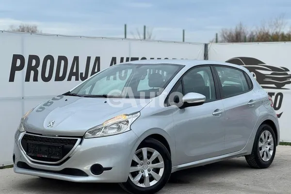 Peugeot 208 — polovni automobil
